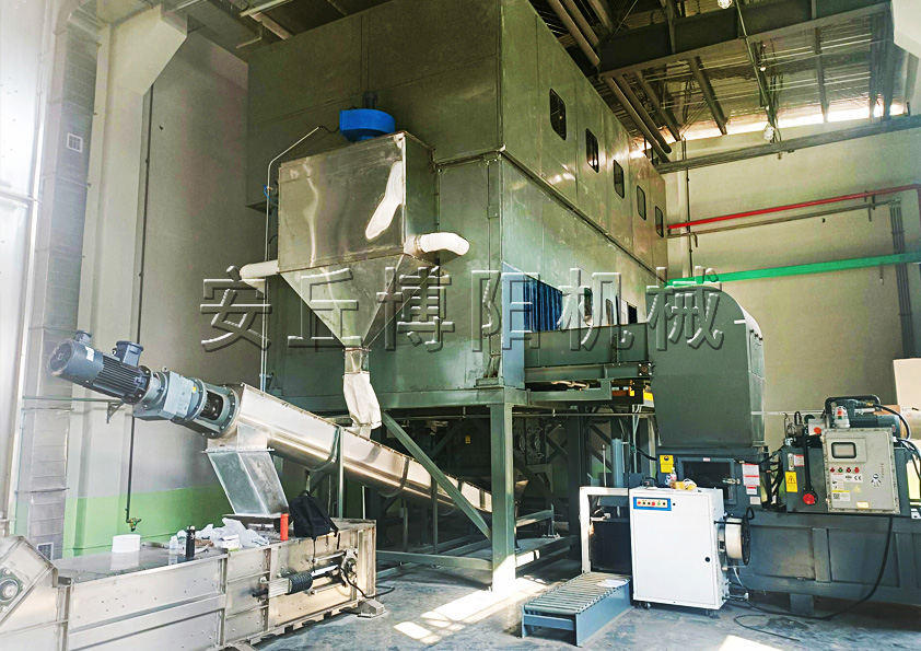 膨潤土全自動噸袋破袋機(jī)適用工況和行業(yè)是什么？